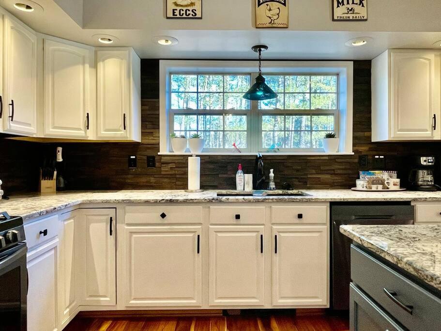 Family Friendly Cairo House With Hot Tub, Pool, Pond, 3Br, 3Ba Firepit, Minutes From Hudson & Private Pond Villa Exterior photo